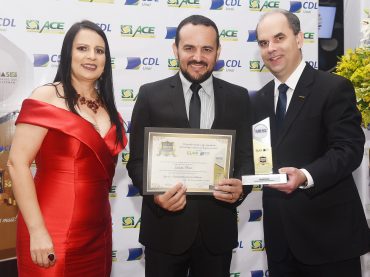 Calana Pisos recebe Mérito Empresarial 2018