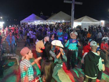 Confiram como foi a noite de sexta da 74° Tradicional Festa de Garapuava